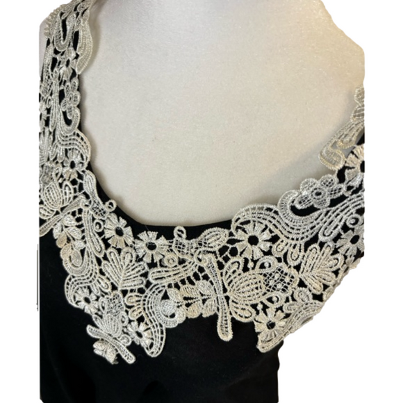 Vintage Black and Lace Forever 21 Tank Top Size Small - Picture 4 of 5